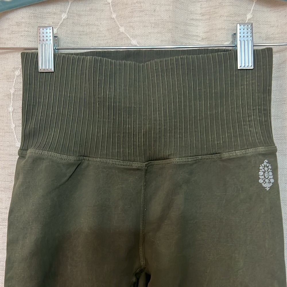 fp Movement by Free People Cropped Active  Olive Green Leggings size XS - Picture 4 of 5